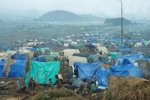 thousand Rwandan refugees